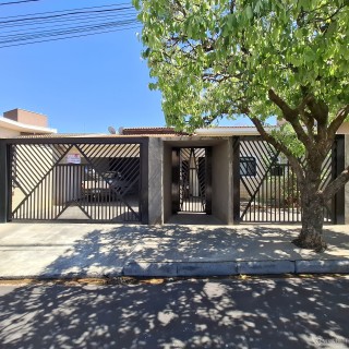 Rua Cecília Haro Sansone, 115